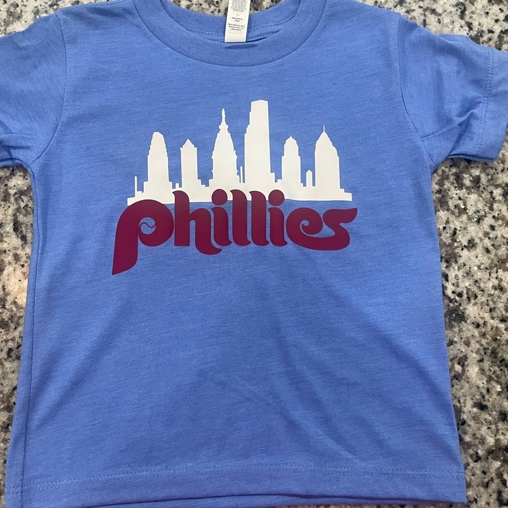Philadelphia Phillies Custom Skyline Tee Unisex Adult + kids - Picture 2 of 2